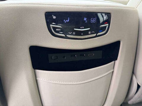 2020 Cadillac Escalade Premium Luxury