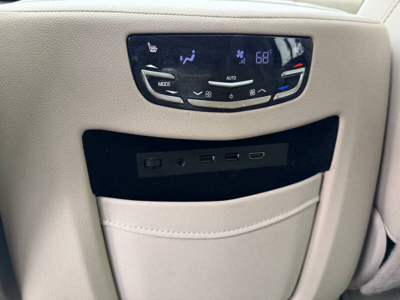 2020 Cadillac Escalade Premium Luxury