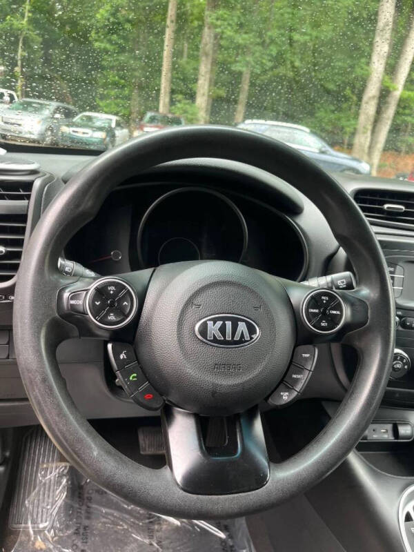 2016 Kia Soul +