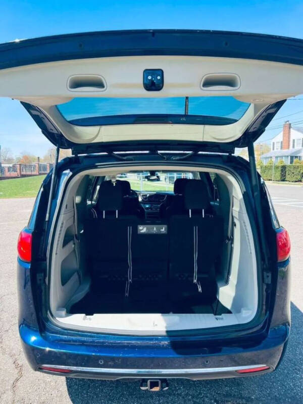 2019 Chrysler Pacifica Touring Plus