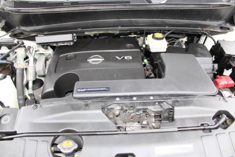 2015 Nissan Pathfinder SV