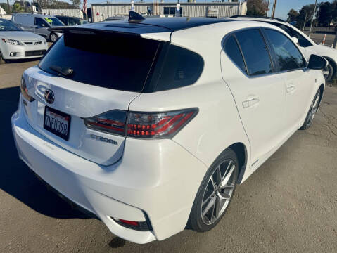 2015 Lexus CT 200h