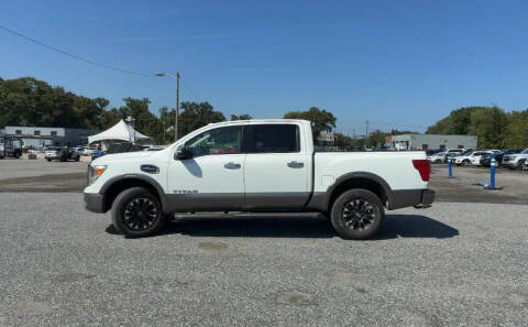 2017 Nissan Titan Platinum Reserve