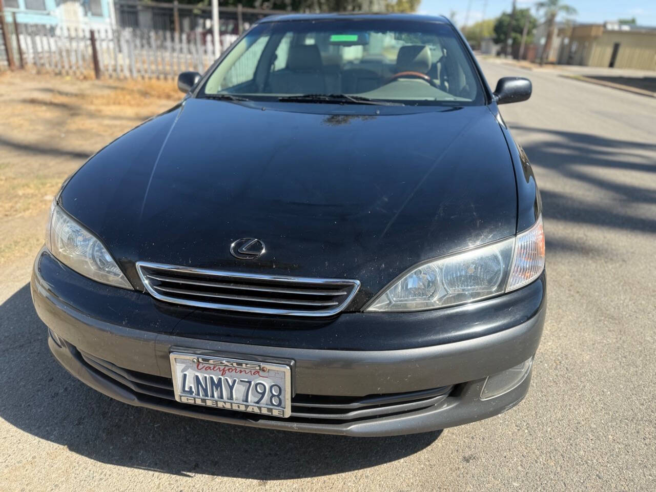 Black 2000 Lexus ES 300 Base 4dr Sedan 1