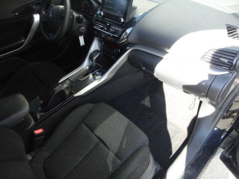 2022 Mitsubishi Eclipse Cross LE