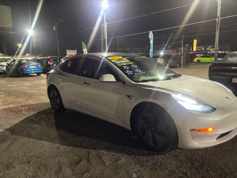 2019 Tesla Model 3 Standard Range Plus