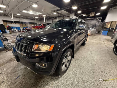 2015 Jeep Grand Cherokee for sale at Lake Street Auto in Minneapolis MN