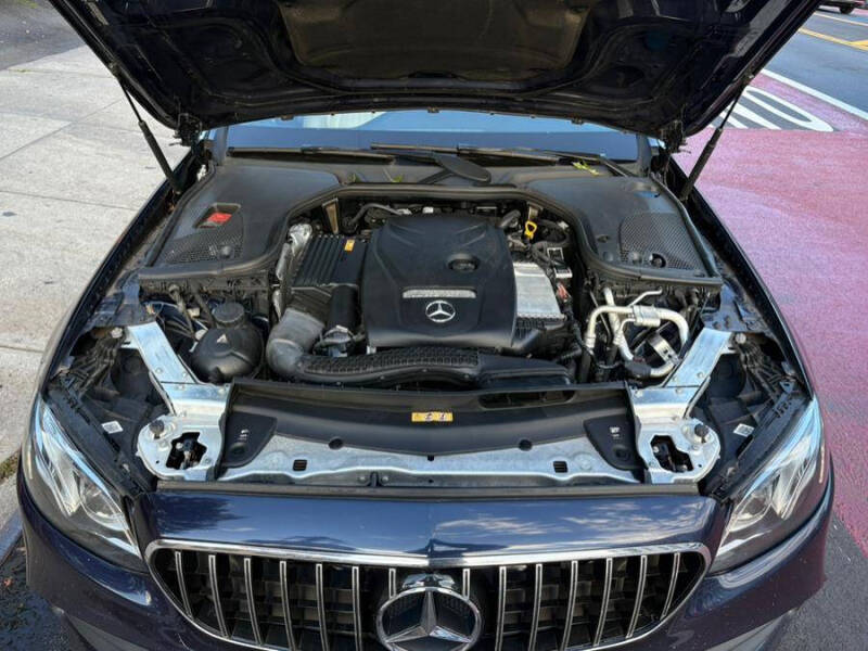 2017 Mercedes-Benz E-Class E 300 4MATIC