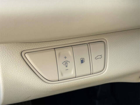 2026 Genesis G70 2.5T Standard