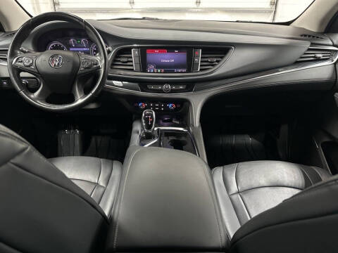 2021 Buick Enclave Essence