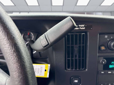 2024 GMC Savana 2500