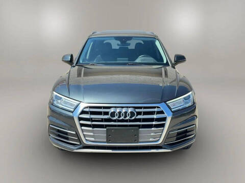 2019 Audi Q5 quattro Premium 45 TFSI