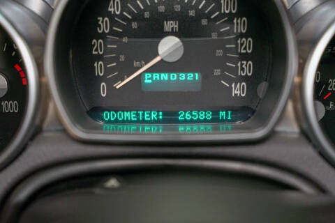 2004 Chevrolet SSR LS