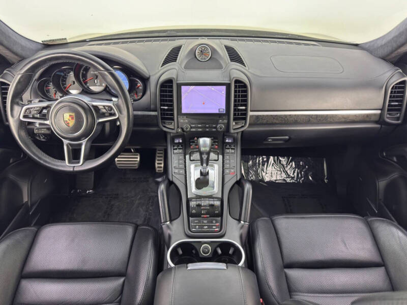 2017 Porsche Cayenne