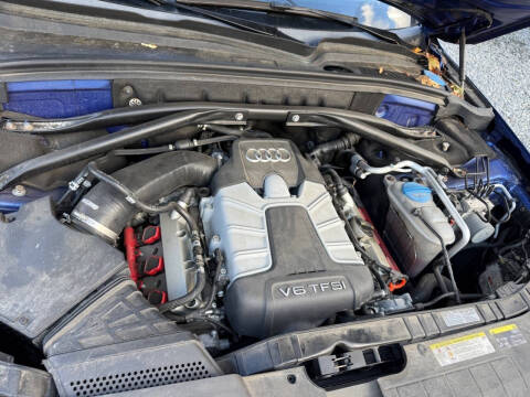 2015 Audi SQ5 3.0T quattro Premium Plus