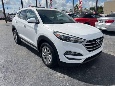 2018 Hyundai Tucson for sale at MACHADO AUTO SALES in Miami FL