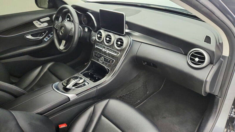 2017 Mercedes-Benz C-Class