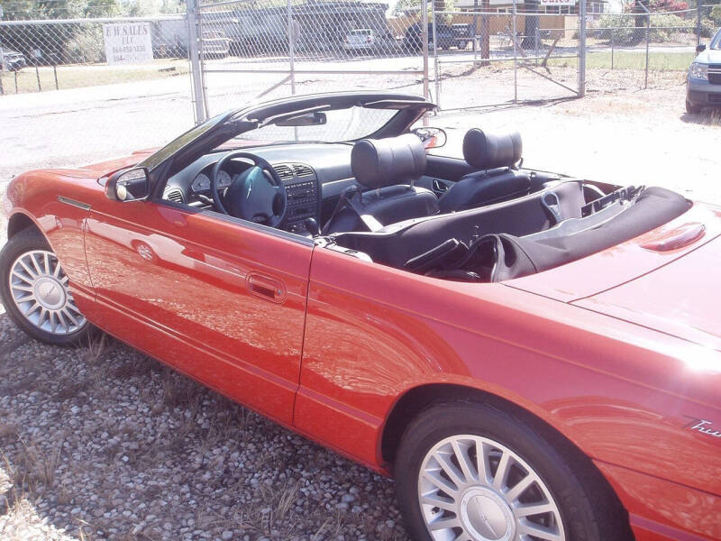 2005 Ford Thunderbird Deluxe