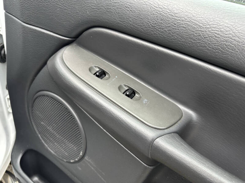 2003 Dodge Ram 1500 ST