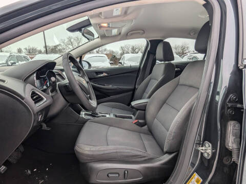 2017 Chevrolet Cruze LT Auto