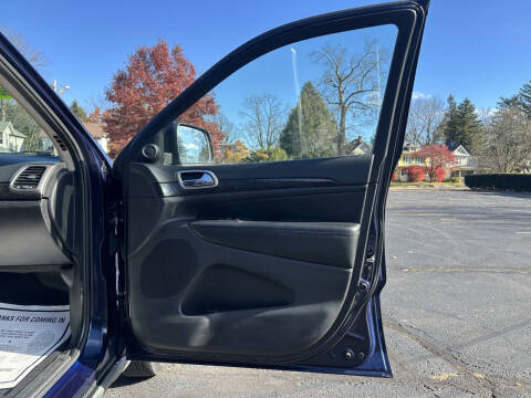 2012 Jeep Grand Cherokee Laredo