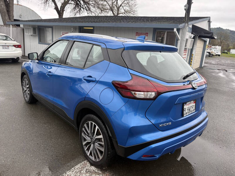2021 Nissan Kicks SV