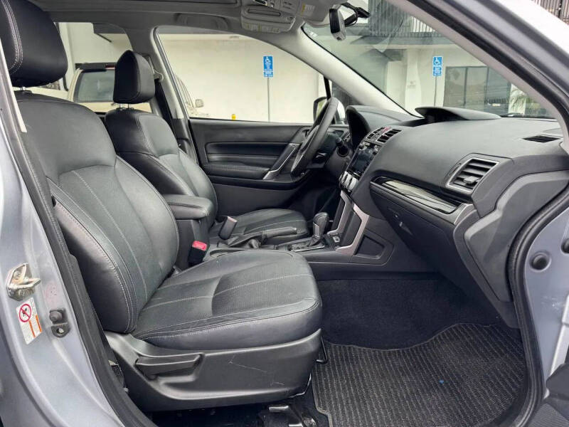 2017 Subaru Forester 2.5i Touring