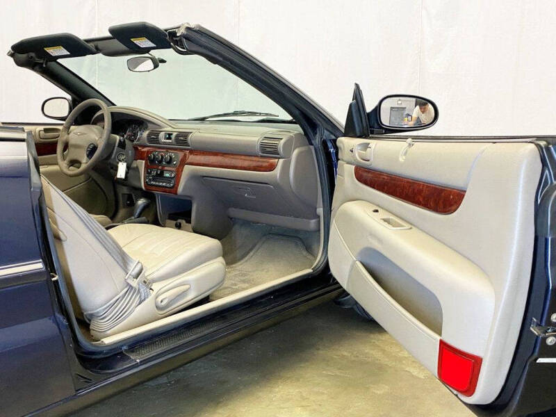 2002 Chrysler Sebring LXi