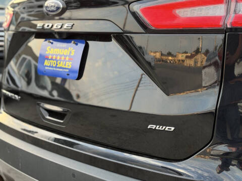 2022 Ford Edge Titanium