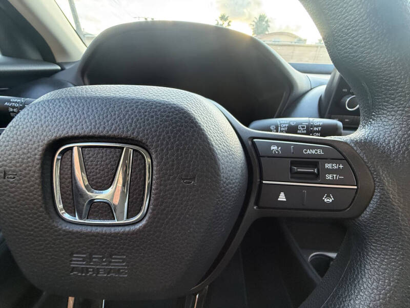2025 Honda HR-V LX