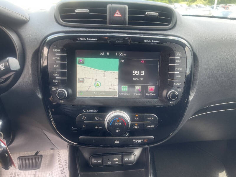 2016 Kia Soul +