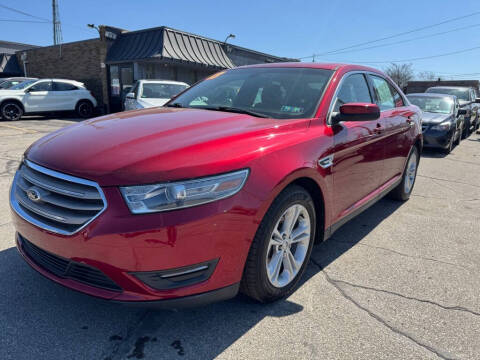 2013 Ford Taurus SEL