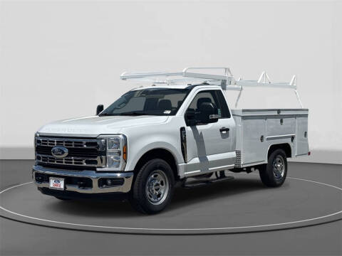 2025 Ford F-350 Super Duty XL