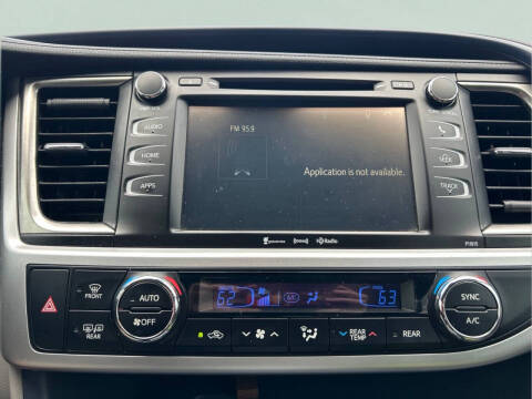 2019 Toyota Highlander LE Plus