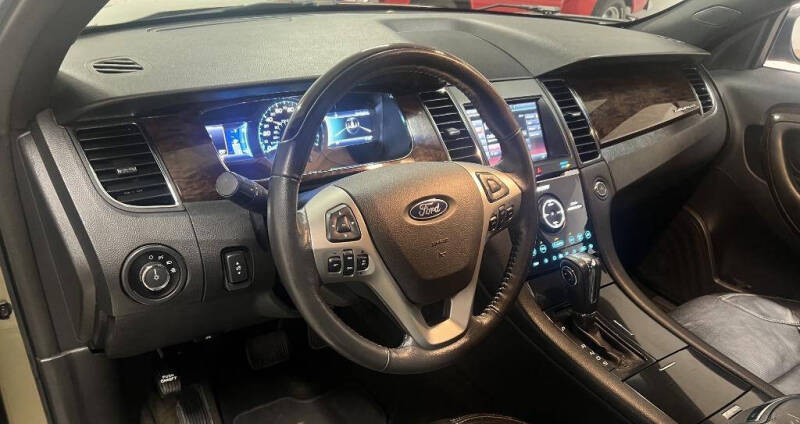 2013 Ford Taurus Limited