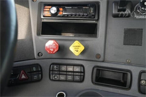 2015 Freightliner Cascadia