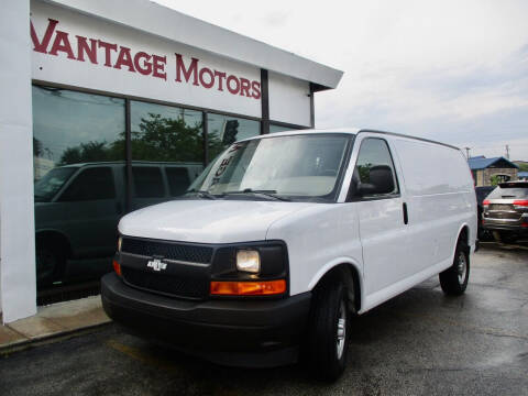 2017 Chevrolet Express for sale at Vantage Motors LLC in Raytown MO