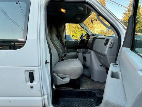 2011 Ford E-Series