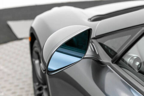 2013 McLaren MP4-12C