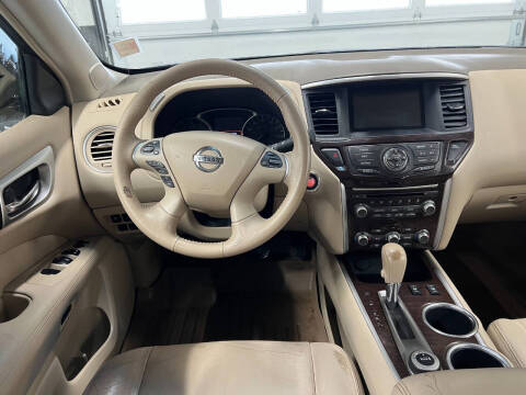 2013 Nissan Pathfinder SL