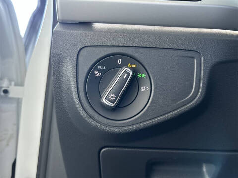 2023 Volkswagen Atlas Cross Sport V6 SEL R-Line Black 4Motion