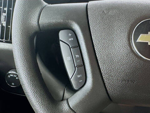 2024 Chevrolet Express 2500