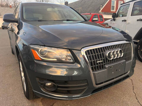 2011 Audi Q5 for sale at Dracut's Car Connection in Methuen MA