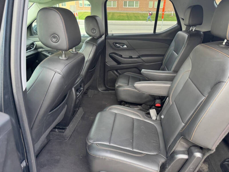 2020 Chevrolet Traverse LT Leather