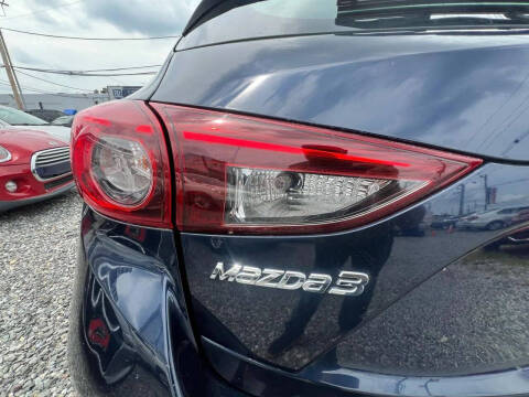 2015 Mazda MAZDA3 i Sport