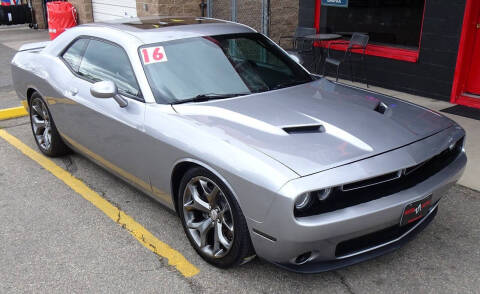 2016 Dodge Challenger SXT