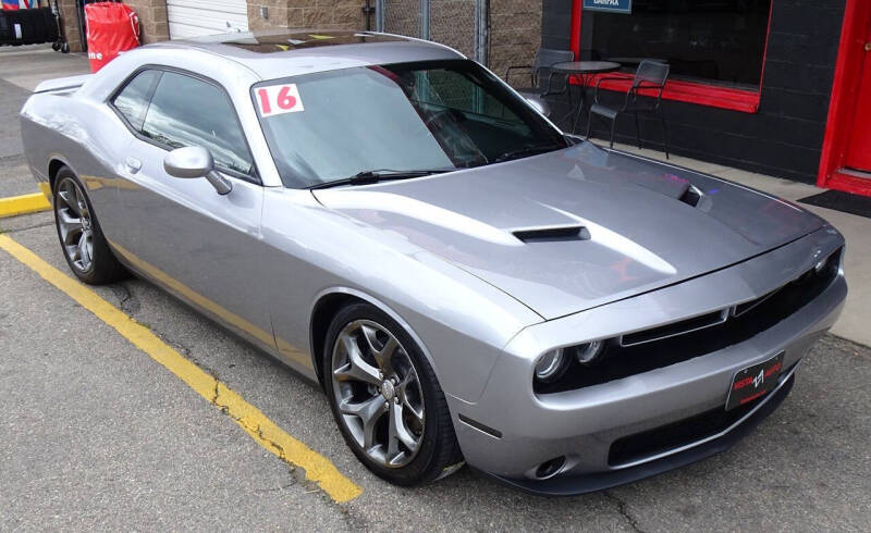 2016 Dodge Challenger SXT