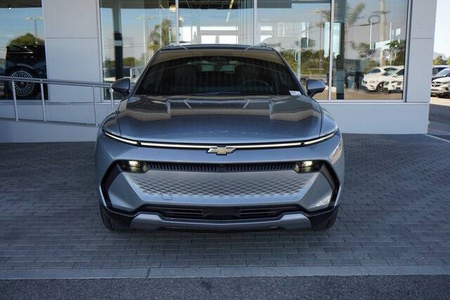 2025 Chevrolet Equinox EV LT 2