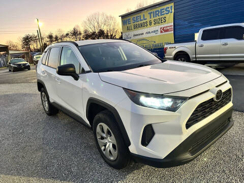 2019 Toyota RAV4 for sale at Livingston Auto Traders LLC in Livingston TN