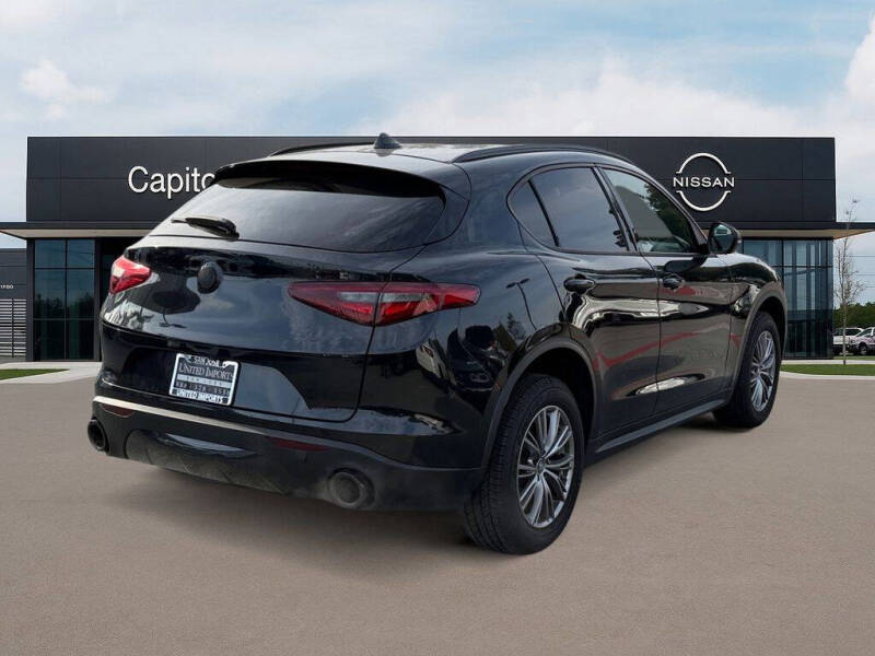 2022 Alfa Romeo Stelvio Sprint